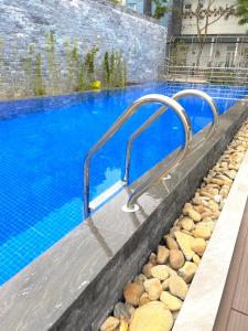 Biệt Thự Có Hồ Bơi Riêng (Villa with Private Pool)