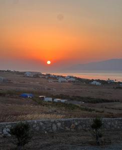 White House with Sea View