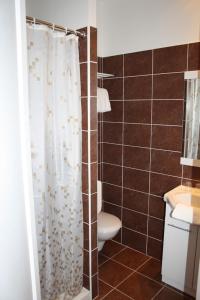 Hotels Hotel Du Midi : photos des chambres