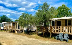 Charming Mobile Home in Argels-sur-Mer with Stunning Beach Views