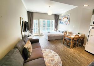 RH- Contemporary & Comfortable, Studio near Dubai mall