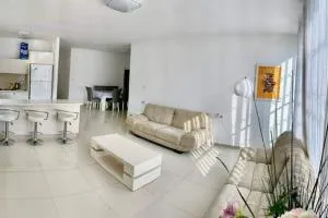 Family House in Natanya - Bitan Aharon