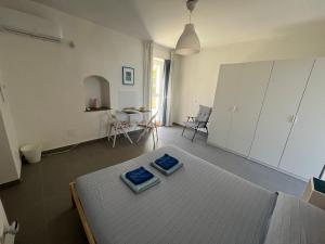 Little Home Valderice