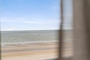 Dune Rose - flat with frontal sea view