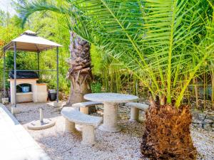 Maisons de vacances Holiday Home Cros de Gourdin by Interhome : photos des chambres