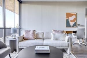 Palo Alto 2BR w Pool Gym nr FB Google SFO-880