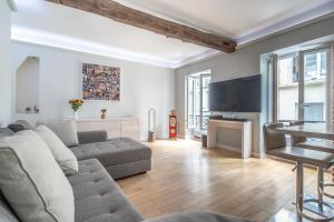 Stay In a prime location Paris