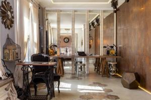 Old Town Paradise Lost by Downtown Apartments