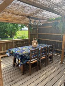 Maisons de vacances Holiday Home Le logis de Papeu by Interhome : photos des chambres