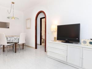 Apartment Ancora Ático by Interhome