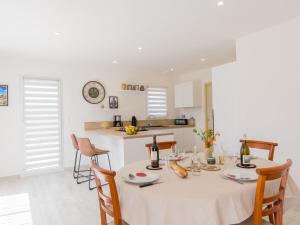 Maisons de vacances Holiday Home Kervennou by Interhome : photos des chambres