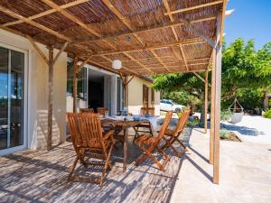 Maisons de vacances Holiday Home Bourgat by Interhome : photos des chambres