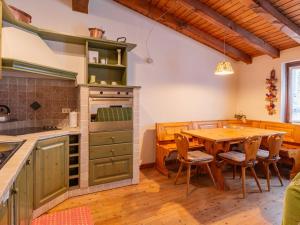 Apartment Sogno di Elvira by Interhome