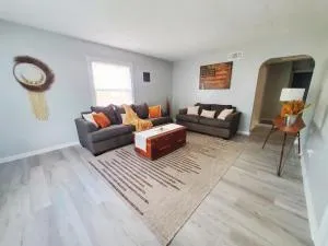 Guest Suit Room Near Downtown UofL,Airport&ExpoCenter - 谢泼兹维尔