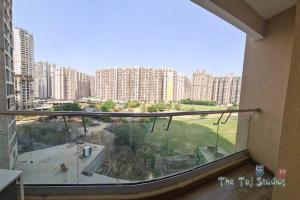 Self Checkin- Luxury Home in Central Noida #Party & Stay