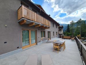 K2 home