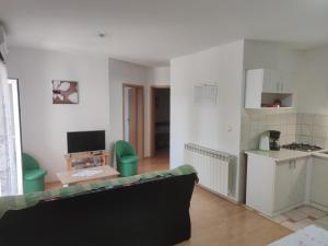 Apartments Dijana 