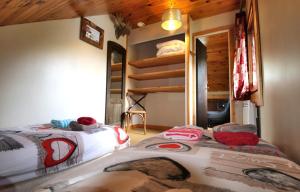 Chalets Ski-in/Ski-out Chalet, Quiet Location, and Jacuzzi : photos des chambres