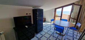 Mansarda Fronte Mare con servizio spiaggia incluso a Roseto degli Abruzzi