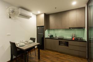 402 Thecarnationapartments Hanoi