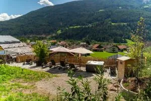 Apartments, Guest House & historic Chalet Neuhaus - San Sigismondo