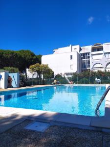 ALAMANDA STUDIO LE GRAU DU ROI -