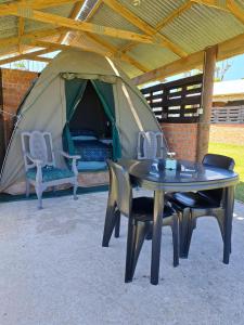 Cadeau Hiking and Accommodation