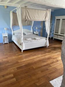 B&B / Chambres d'hotes La Ptite Normande : photos des chambres