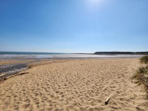 Sea View - 1 Bed Suite - Ocean Breeze - Port Eynon