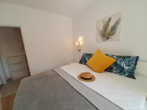 Apartment Pinia with free parking 
