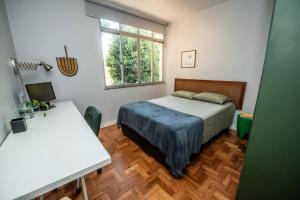 Apto com excelente localização em Asa Sul - DF