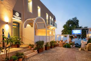 Captains House Hotel Suites & Apartments