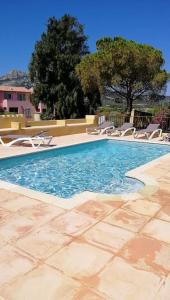 Maisons de vacances Calvi villa T3 vue mer calme piscine : photos des chambres
