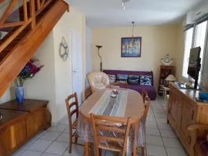 Maison ensoleillée pour 4 à 6 pers - Médis