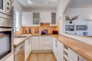 Bellarosa Sunset Ocean View in Costa Adeje with airco, garage