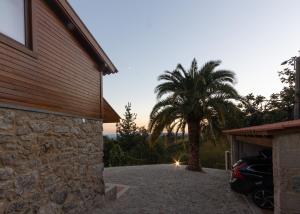 Abraços dos Avós - Casas do Monte