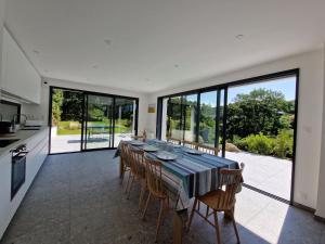 Maisons de vacances Comfortable holiday home in a haven of peace, Baie de Morlaix : photos des chambres