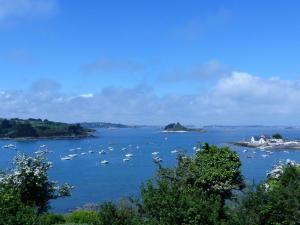 Maisons de vacances Comfortable holiday home in a haven of peace, Baie de Morlaix : photos des chambres