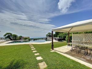 Villas Villa - Les Hauts de Vaugrenier : photos des chambres