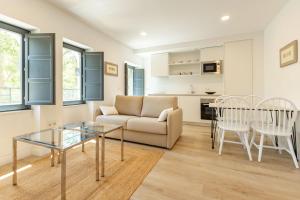 Jardines del Valle, Historical Center, 5 pax