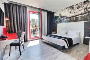 Hotels Hotel des Lumieres : photos des chambres