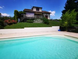 Maisons de vacances Maison 5 chambres avec vue sur le Vercors : Maison 5 Chambres