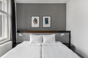 Extra Large Room with Sofa Bed room in Hotel Republika & Suites