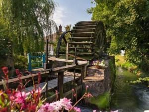 Maisons de vacances Belle Longere normande, cheminee et jardin arbore : photos des chambres