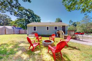 Downtown Seaside Serenity Retreat