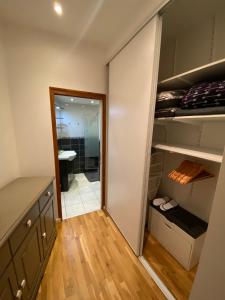 Appartements Le Gonzague, Appartement Hyper-centre tout confort. : photos des chambres