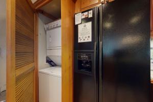 EagleRidge Lodge 200