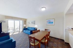 Carolinian Beach Resort 1830