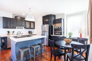 Spacious Home Walk to Everything and FREE Parking