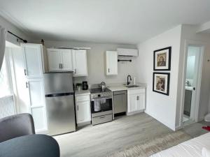 Cute Microapartment Walkable to Everything